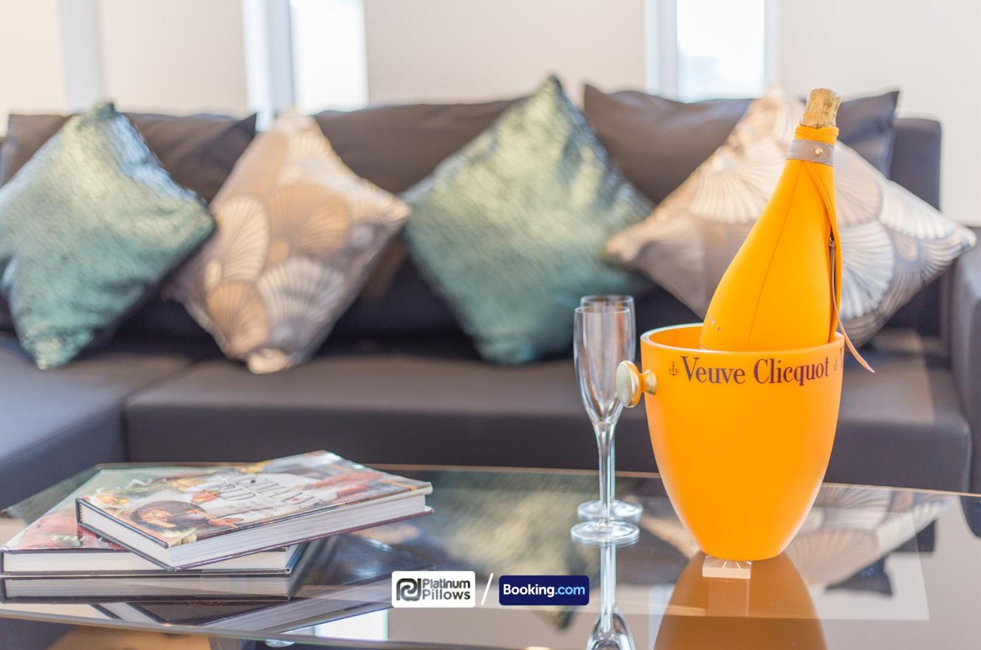 Modern Oxford 2 Bedroom Apartments, Near Headington Hospital, Families & Contractor Accommodation With Parking 外观 照片